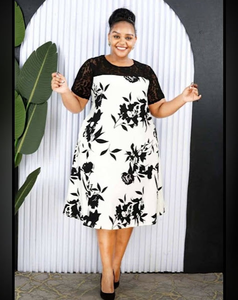 Black & White Floral Lace Yoke A-Line Dress – Plus Size