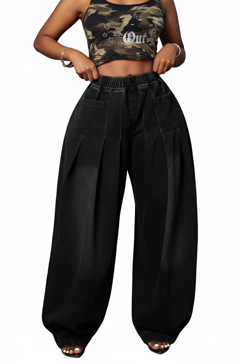 Black Wide-Leg Pleated Jeans